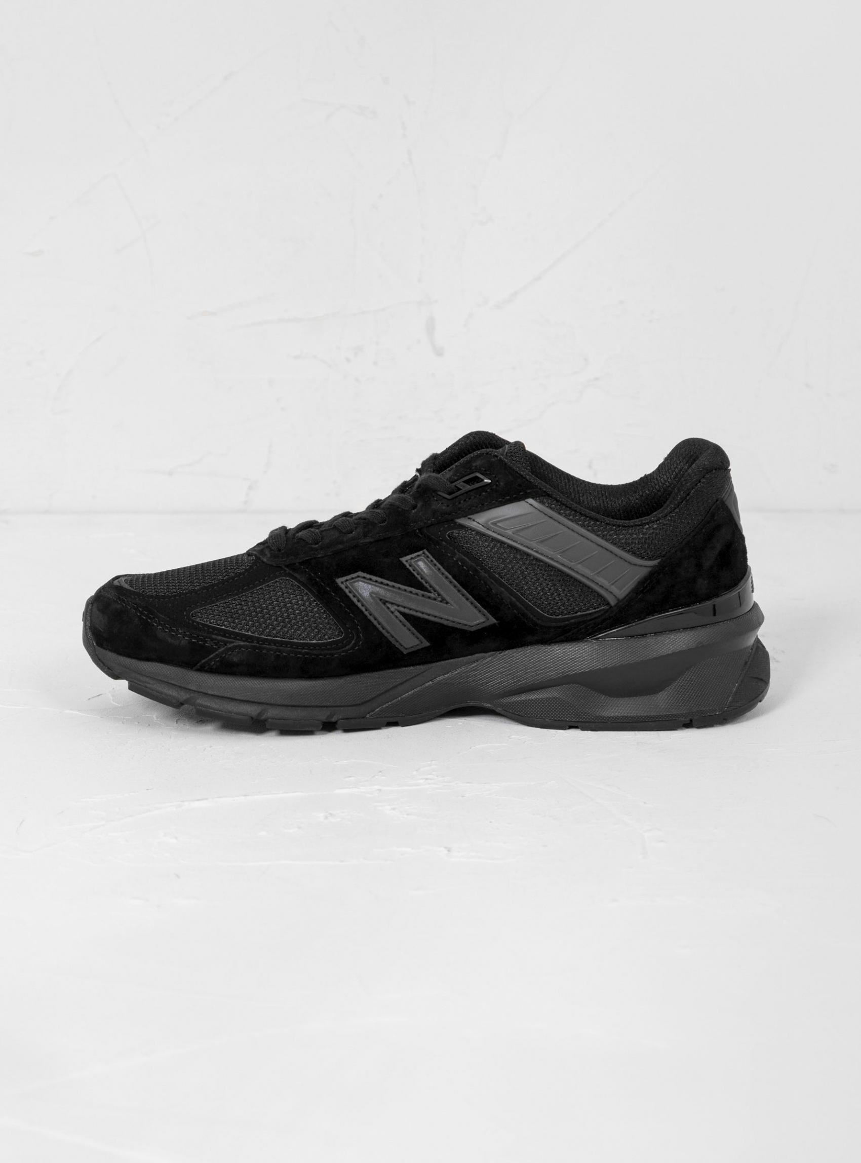 Footwear | New Balance Mens M990Bb5 Trainers Black Black